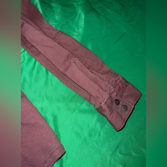 Carhartt Maroon Button Down Shirt size XS - Picture 7 of 10